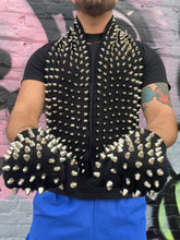 Load image into Gallery viewer, Studmuffin NYC Spike Glove &amp; Scarf Set
